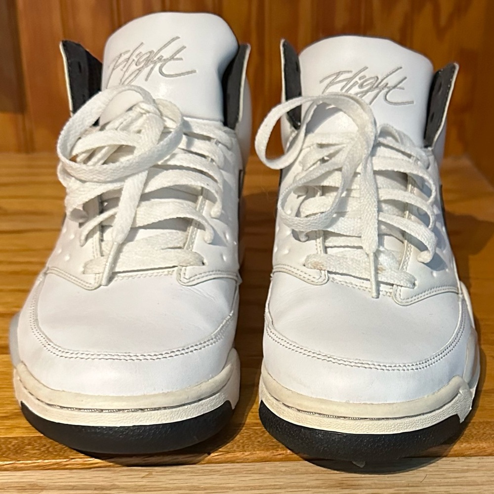 Nike Flight Shoes Size 8